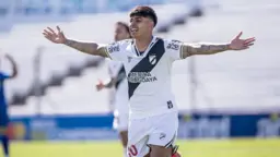 Botafogo garante pré-contrato com jovem uruguaio Mateo Peralta