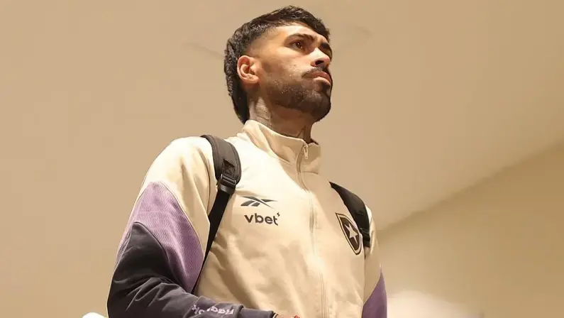 Abel Ferreira desconversa sobre possível ida de Alexander Barboza do Botafogo para o Palmeiras: 'Não tenho a mínima ideia do que você está a falar'