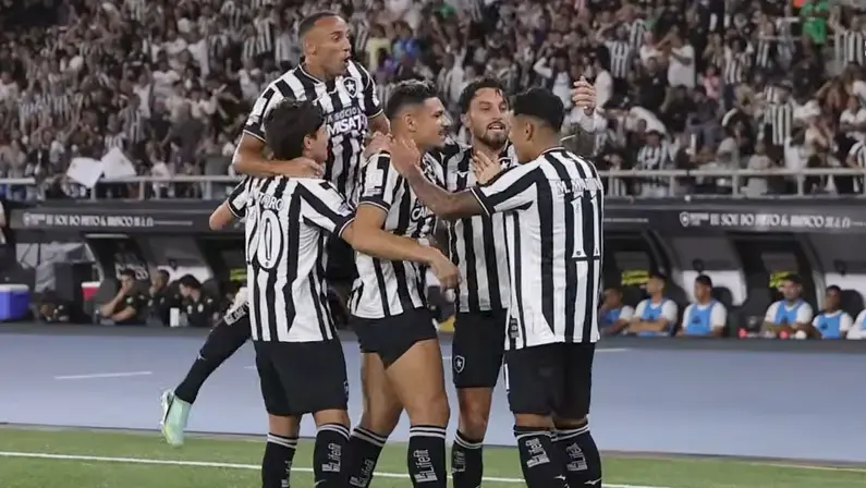 Botafogo vê chance de rebaixamento despencar para 2% após vitória crucial