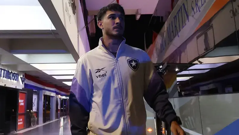 Mateo Ponte prega seriedade para Independiente Petrolero x Botafogo: 'Competição nos exige o máximo'