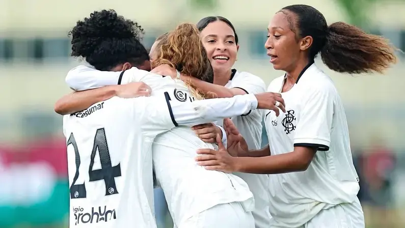 Botafogo Feminino Sub-20 domina Fluminense e garante liderança invicta