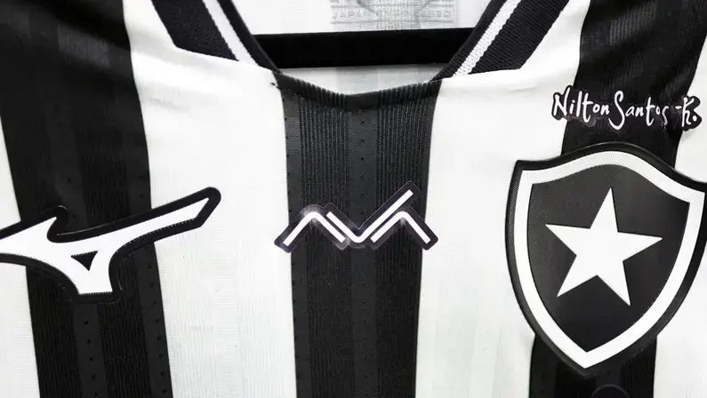 Botafogo e AVA estreitam laços, e marca passa a estampar escudeto no uniforme do time profissional