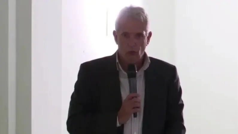 Ex-dirigente do Botafogo critica gestão e "invasão de amadores"