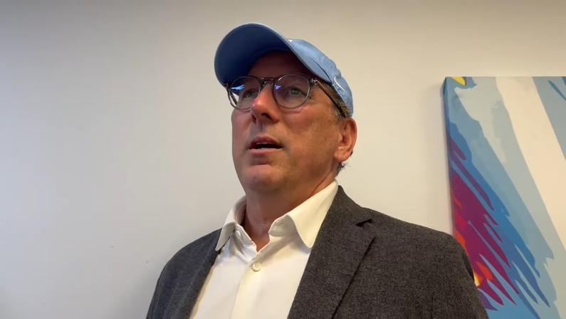 John Textor rebate jornal francês que falou em ‘transferências fantasmas’, diz que DNCG vetou atletas do Botafogo no Lyon e detalha valores