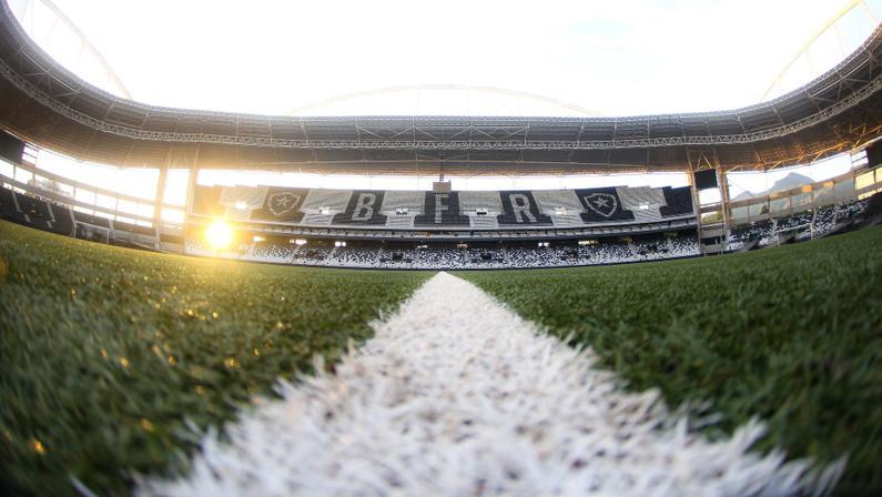 Botafogo, Palmeiras, Atlético-MG, Athletico-PR e Chapecoense se unem e soltam nota oficial em defesa de gramados sintéticos