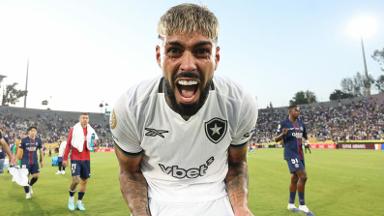 Alexander Barboza revela motivação com ‘memes’ para Botafogo vencer PSG: ‘Foi meu melhor jogo. Eles pensaram que ia ser fácil’ Alexander Barboza revela motivação com ‘memes’ para Botafogo vencer PSG: ‘Foi meu melhor jogo. Eles pensaram que ia ser fácil’