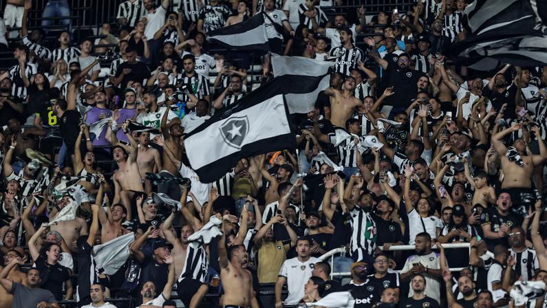 Botafogo deve fechar 2025 com segundo maior faturamento com marketing na sua história, projeta diretor