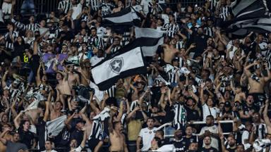 Botafogo deve fechar 2025 com segundo maior faturamento com marketing na sua história, projeta diretor Botafogo deve fechar 2025 com segundo maior faturamento com marketing na sua história, projeta diretor