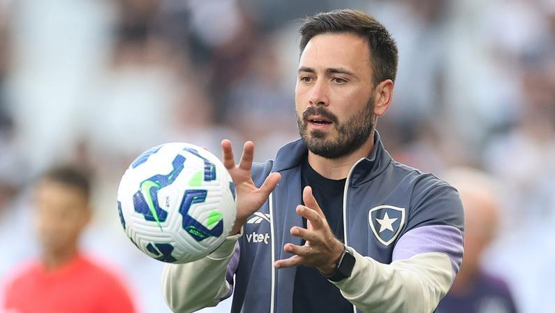 Davide Ancelotti exalta ‘personalidade e coragem’ do Botafogo e absolve Léo Linck por erro: ‘São coisas que, se queremos jogar, podem acontecer’