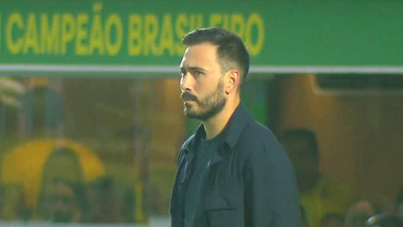 Davide Ancelotti cogita mudanças no Botafogo no clássico, mas frisa: ‘Vasco joga de maneira parecida com o Mirassol’