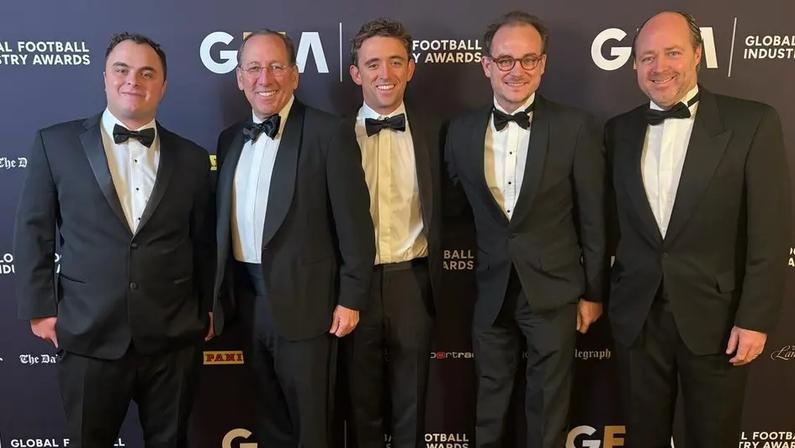 Controladora do Botafogo, Eagle Football de John Textor recebe menção honrosa no Global Football Industry Awards