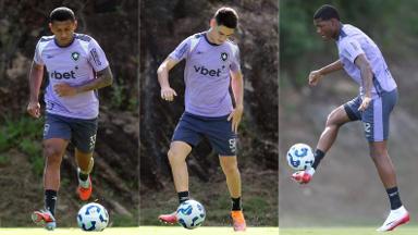Trio campeão carioca sub-20 reforça treino do Botafogo no CT Lonier Trio campeão carioca sub-20 reforça treino do Botafogo no CT Lonier