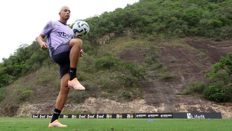 Botafogo vê Jordan Barrera mais pronto para ajudar após se destacar no Mundial Sub-20