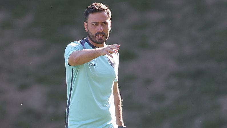 Permanência de Davide Ancelotti no Botafogo para 2026 é ‘bem provável’, diz jornalista