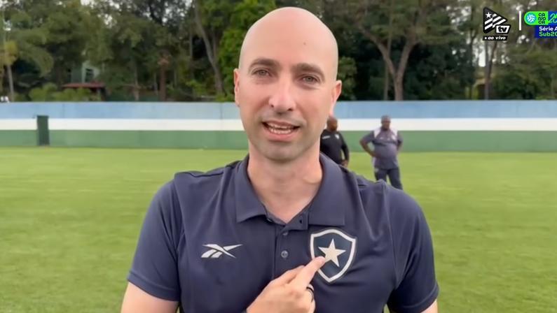 Rodrigo Bellão exalta Botafogo após título no sub-20: ‘É uma família. Essa estrela realmente é diferente’