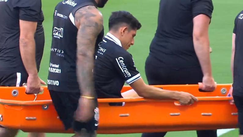 Savarino fará exames nesta terça e deve desfalcar Botafogo nas rodadas finais do Brasileirão