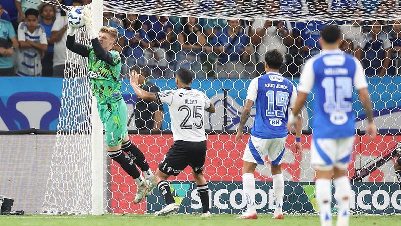 Após cinco anos, Botafogo volta a sofrer pelo menos dois gols em quatro jogos seguidos no Brasileirão