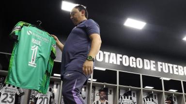 Botafogo escalado com Gabriel Bahia e Montoro para enfrentar o Fortaleza; Barboza fica no banco Botafogo escalado com Gabriel Bahia e Montoro para enfrentar o Fortaleza; Barboza fica no banco