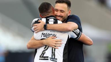Marçal pede ‘continuidade’ com Davide Ancelotti no Botafogo: ‘Temos tudo para começar 2026 diferente, trabalho está funcionando’ Marçal pede ‘continuidade’ com Davide Ancelotti no Botafogo: ‘Temos tudo para começar 2026 diferente, trabalho está funcionando’