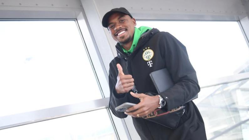 Júlio Romão confirma contato do Botafogo: ‘Muito feliz pelo interesse. Tenho o sonho de um dia voltar a jogar no Brasil’
