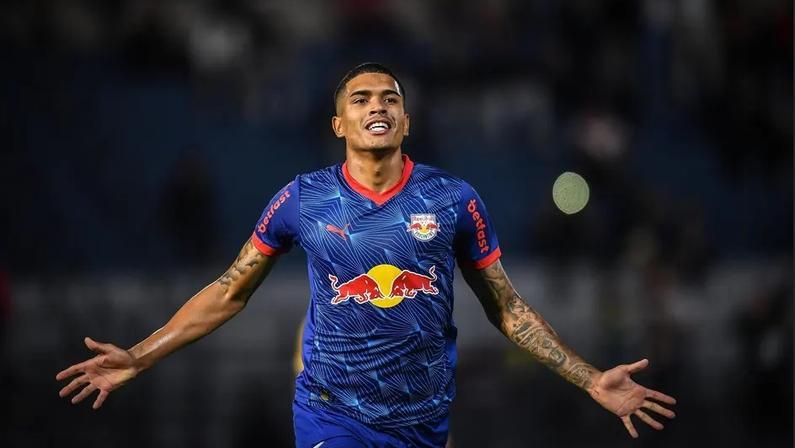 Botafogo tem interesse em ponta Lucas Barbosa, do Red Bull Bragantino