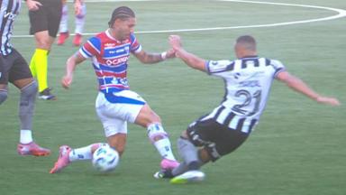 PC Oliveira vê Botafogo prejudicado com não expulsão de Mancuso, do Fortaleza, por entrada em Marçal no primeiro tempo PC Oliveira vê Botafogo prejudicado com não expulsão de Mancuso, do Fortaleza, por entrada em Marçal no primeiro tempo