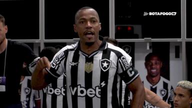 Marlon Freitas motiva elenco do Botafogo antes de vitória sobre o Fortaleza Marlon Freitas motiva elenco do Botafogo antes de vitória sobre o Fortaleza