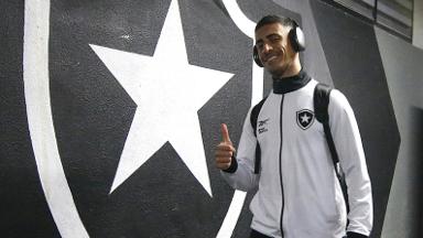Philipe Sampaio se despede: ‘Sempre estarei na torcida. Obrigado por tudo, Botafogo’ Philipe Sampaio se despede: ‘Sempre estarei na torcida. Obrigado por tudo, Botafogo’