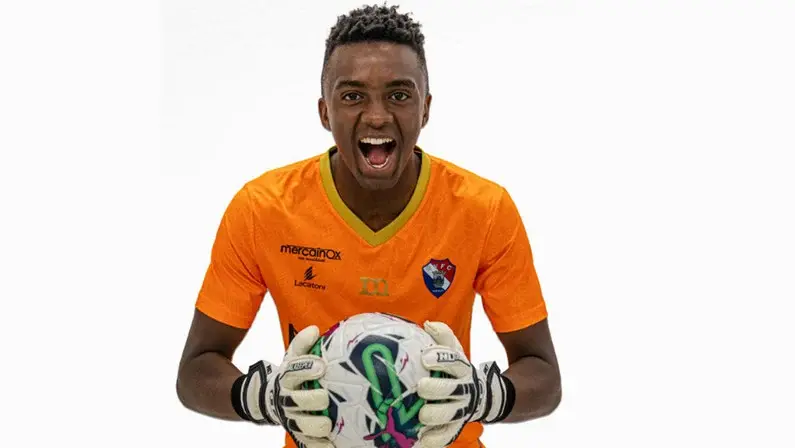 Botafogo faz proposta vantajosa a Andrew e negocia contrato de três anos