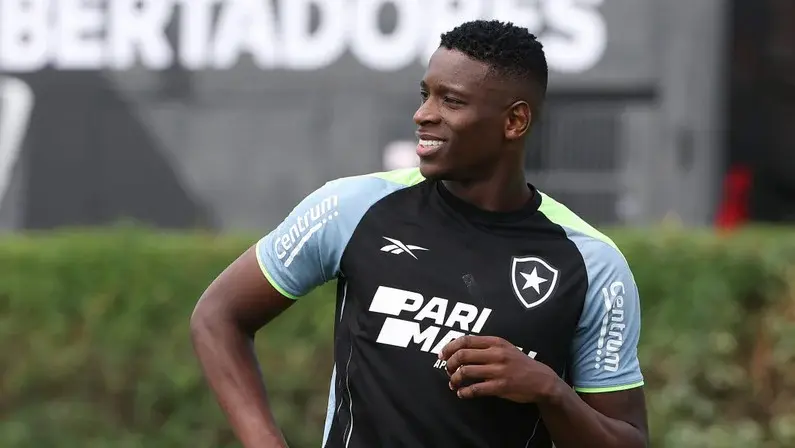Botafogo recorre à CAS após condenação da Fifa por compra de Luiz Henrique; Betis prepara nova ação exigindo mais € 2 milhões