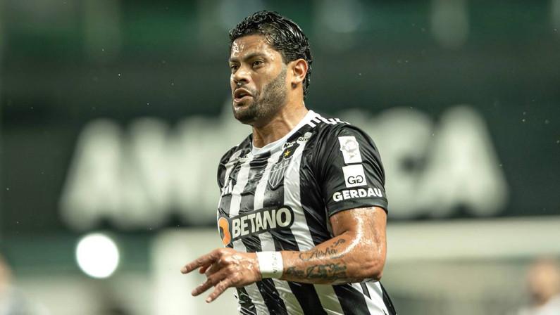 Botafogo avança em negociação por Hulk, mas valores ainda são obstáculo