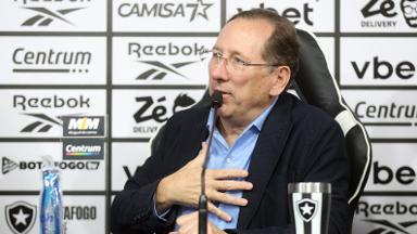 John Textor é formalmente afastado do comando da Eagle; gestão do Botafogo segue inalterada John Textor é formalmente afastado do comando da Eagle; gestão do Botafogo segue inalterada