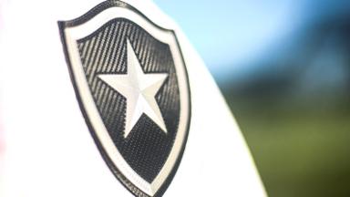 Botafogo divulga nota sobre transfer ban, cita conversas com Atlanta United e espera resolução ‘antes ou logo no começo da janela’ Botafogo divulga nota sobre transfer ban, cita conversas com Atlanta United e espera resolução ‘antes ou logo no começo da janela’