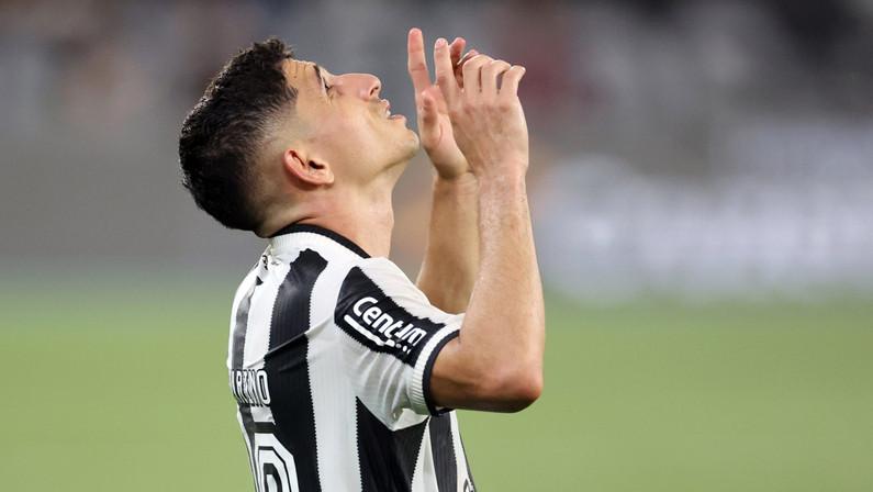 Canal: Savarino segue em dúvida e não quer ir do Botafogo para o Fluminense; pessoas próximas a Wallace Davi temem ‘novo caso André’