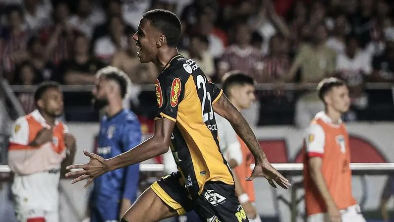 Athletico-PR faz proposta por Dantas, zagueiro do Novorizontino e alvo do Botafogo
