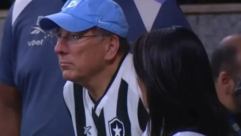 Textor evita comentar reunião sobre aporte milionário ao Botafogo