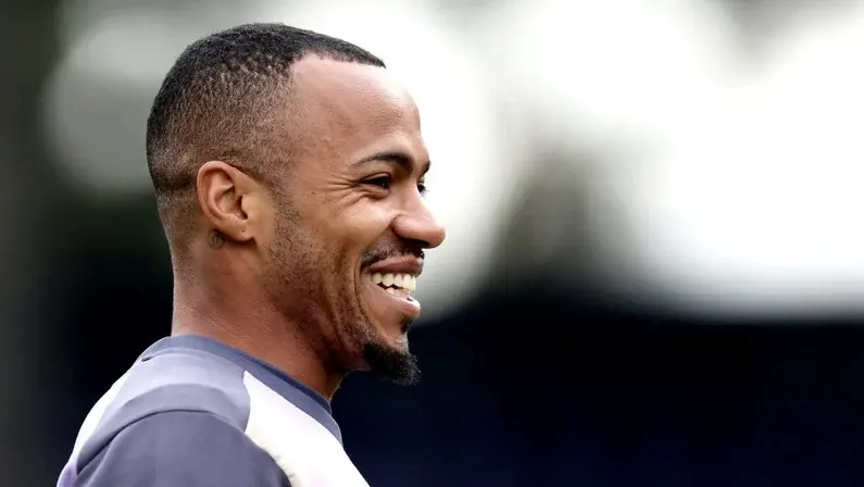 Estafe de Marlon Freitas não vê chance de acerto com São Paulo e diz que irá renovar com Botafogo