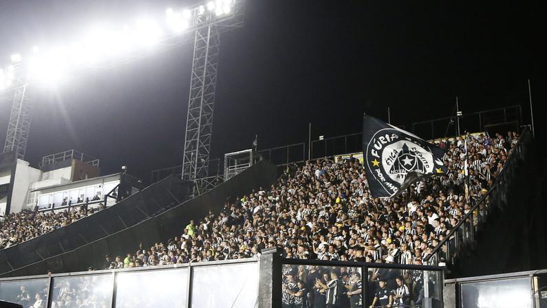 Botafogo: Ingressos para clássico contra o Vasco abrem para sócios