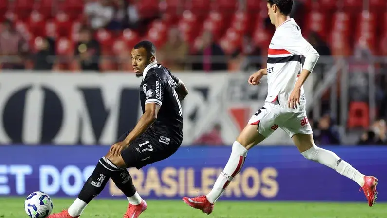 Botafogo e São Paulo descartam troca de pacotão e negociam jogadores separadamente