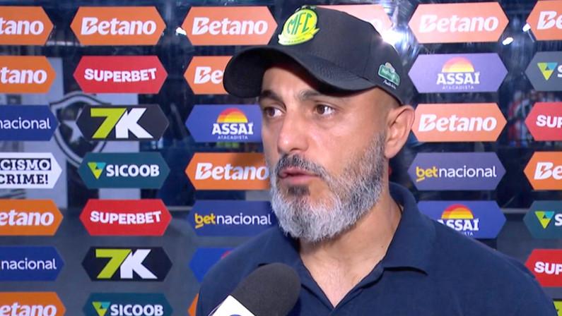 Botafogo mira Rafael Guanaes como principal opção para substituir Davide Ancelotti
