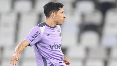 Corinthians indica ao Botafogo que não trocará Gustavo Henrique e Raniele por Savarino e oferece Félix Torres, que não empolga Corinthians indica ao Botafogo que não trocará Gustavo Henrique e Raniele por Savarino e oferece Félix Torres, que não empolga