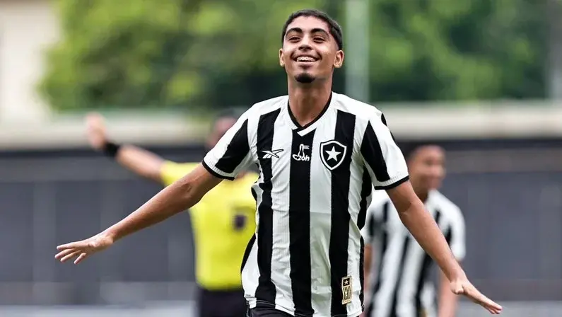 Com dois do sub-20 e sem Bastos, Botafogo divulga relacionados para enfrentar o Bangu
