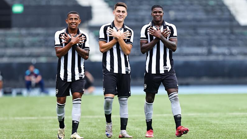 Botafogo estreia na Copinha com time definido por Bellão