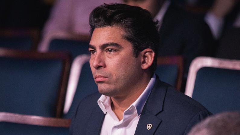 CEO do Botafogo integra comitiva com clubes, CBF e federações em viagem de 10 dias à Europa para estudo sobre ligas