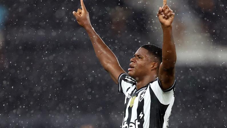 Botafogo deve levar Kadir e promessas à Copinha 2026