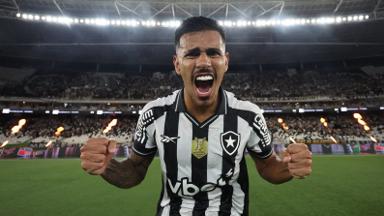 Zenit e CSKA entram na disputa por David Ricardo do Botafogo Zenit e CSKA entram na disputa por David Ricardo do Botafogo