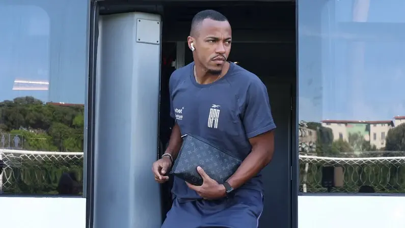 Botafogo rejeita ideia do São Paulo e descarta envolver Marlon Freitas em negociação