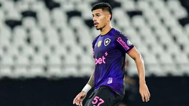 São Paulo quer David Ricardo, mas Botafogo prefere venda para Europa São Paulo quer David Ricardo, mas Botafogo prefere venda para Europa