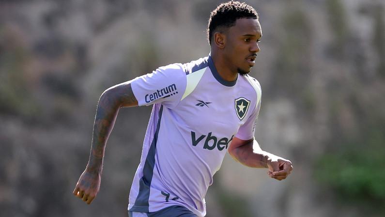 Jeffinho deixa Botafogo e segue para clube chinês em empréstimo