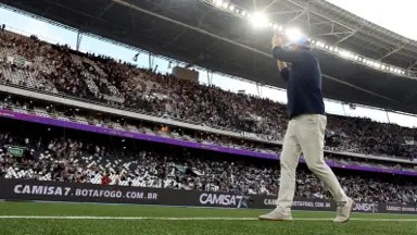 TV: Botafogo já tem acordo com MLS para pagar transfer ban parcelado e usará aporte também para contratar TV: Botafogo já tem acordo com MLS para pagar transfer ban parcelado e usará aporte também para contratar